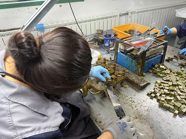 Tree assembly