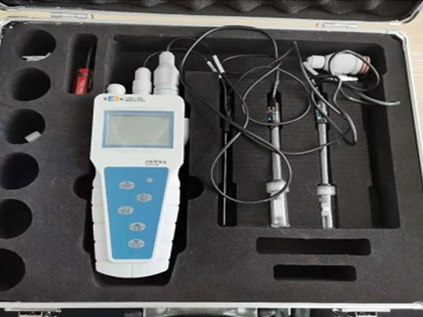 Conductivity meter