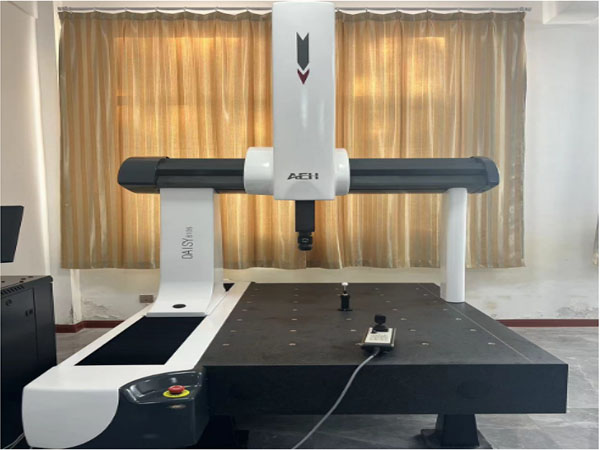 Three-dimensional measuring machine