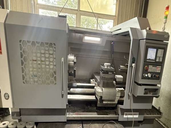 NC lathe 1
